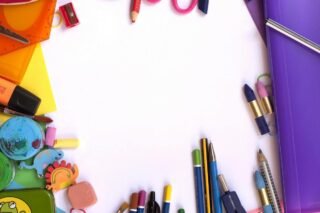 Mākslas komplekta fona attēls
